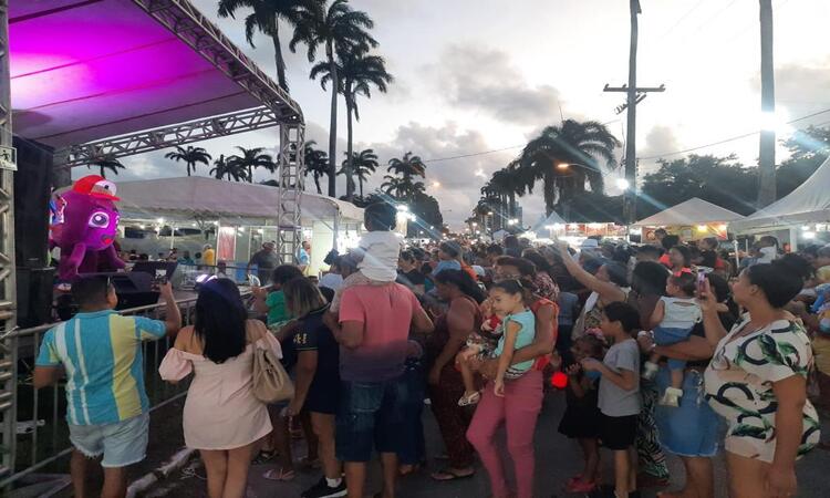 A abertura dos shows, no primeiro dia de evento, será com Valquíria Santos. Na sequência, vão se apresentar Nathan do Arrocha e a banda Labaredas/Foto: Divulgação A abertura dos shows, no primeiro dia de evento, será com Valquíria Santos. Na sequência, vão se apresentar Nathan do Arrocha e a banda Labaredas/Foto: Divulgação