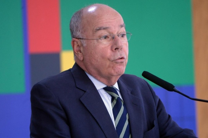 O ministro das Relações Exteriores, Mauro Vieira, em coletiva de imprensa: "Israel tem uma palavra definitiva com relação a quem sai"/Foto: Ed Alves/CB/DA.Press
