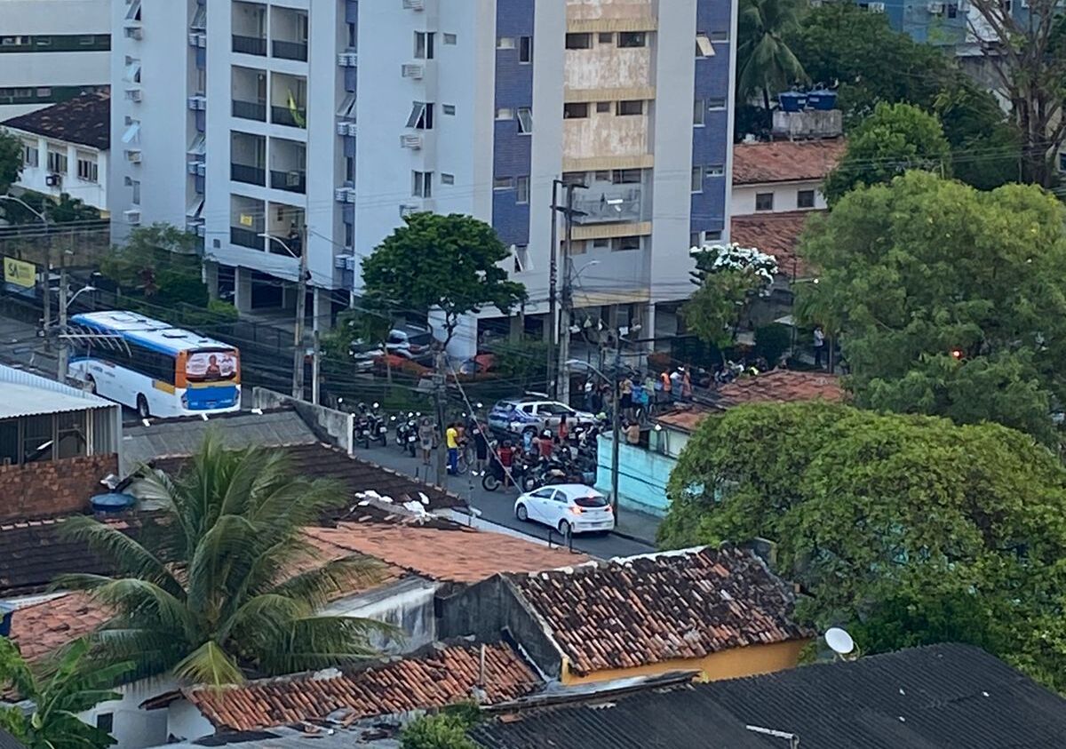 Tiroteio aconteceu no bairro de Casa Amarela, na Zona Norte do Recife/Reprodução/ Redes sociais Tiroteio aconteceu no bairro de Casa Amarela, na Zona Norte do Recife/Reprodução/ Redes sociais