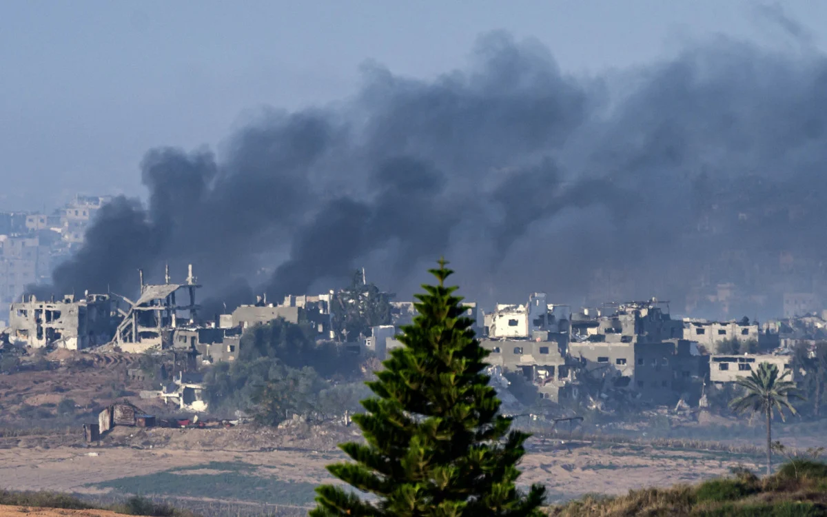 No domingo, o Hamas anunciou a intenção de prolongar o cessar-fogo e de libertar mais reféns/Foto: John Macdougall/AFP No domingo, o Hamas anunciou a intenção de prolongar o cessar-fogo e de libertar mais reféns/Foto: John Macdougall/AFP