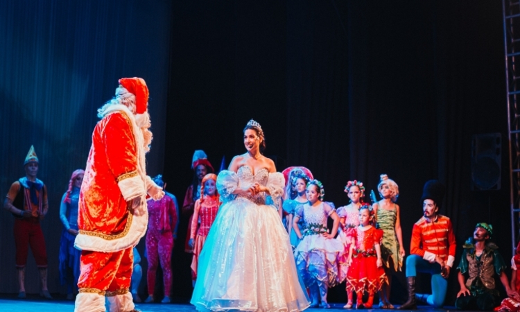As apresentações natalinas ocorrerão nos dias 2 e 3 de dezembro, às 18h, e brincarão com o imaginário infantil. A programação é gratuita e para toda a família/Foto: Dondinho/PCR