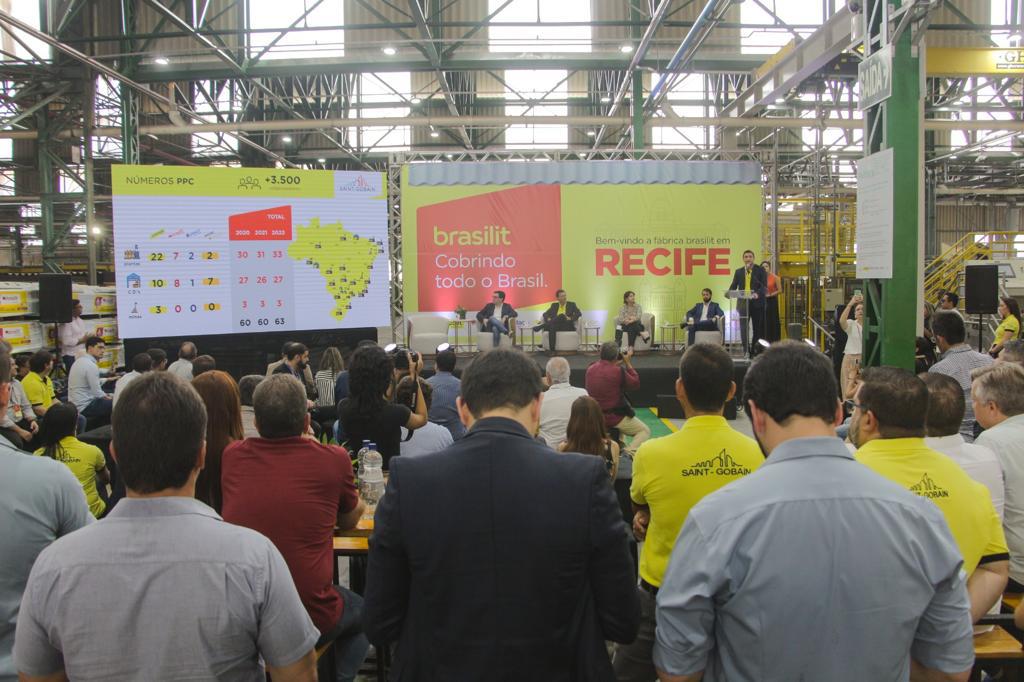 Planta passa a contar com mais 12 mil metros quadrados/Foto: Saint-Gobain Planta passa a contar com mais 12 mil metros quadrados/Foto: Saint-Gobain