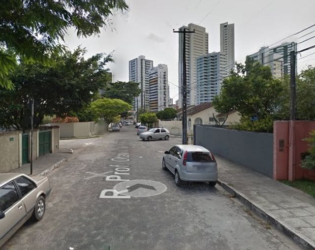 O caso aconteceu na Rua Amaro Coutinho, no bairro do Rosarinho, na Zona Norte do Recife/Foto: Reprodução Street View O caso aconteceu na Rua Amaro Coutinho, no bairro do Rosarinho, na Zona Norte do Recife/Foto: Reprodução Street View