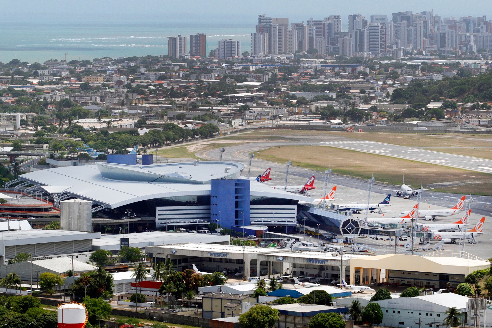 Aeroporto do Recife é um dos mais movimentados do Brasil/Foto:Arquivo/DP Aeroporto do Recife é um dos mais movimentados do Brasil/Foto:Arquivo/DP