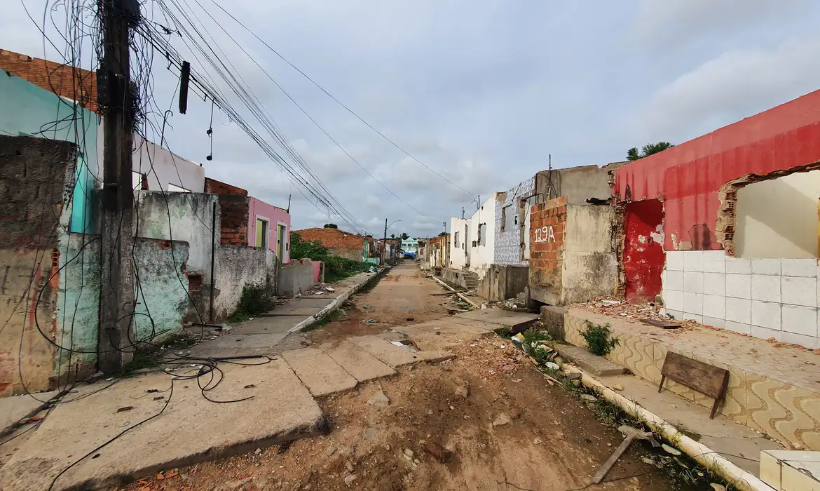 Ontem (30), a prefeitura de Maceió decretou situação de emergência por 180 dias/Crédito: UFAL Ontem (30), a prefeitura de Maceió decretou situação de emergência por 180 dias/Crédito: UFAL