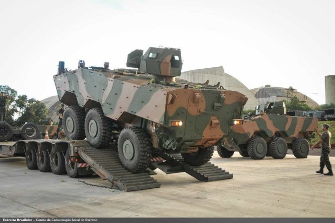 Blindados do Exército/foto: Exército Brasileiro Blindados do Exército/foto: Exército Brasileiro