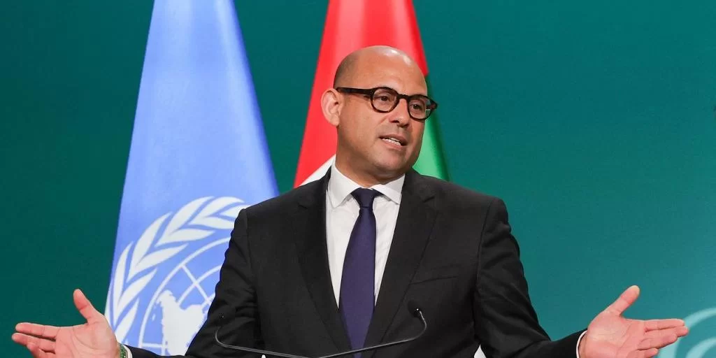 O diretor do Programa da Organização das Nações Unidas para o Clima, Simon Stiell, criticou os países que participam na COP28/Foto: Giuseppe Cacace / AFP O diretor do Programa da Organização das Nações Unidas para o Clima, Simon Stiell, criticou os países que participam na COP28/Foto: Giuseppe Cacace / AFP