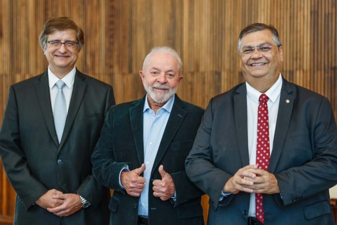 Indicados pelo presidente Lula, Paulo Gonet e Flávio Dino serão sabatinados em 13 de dezembro/Crédito: Ricardo Stuckert/PR Indicados pelo presidente Lula, Paulo Gonet e Flávio Dino serão sabatinados em 13 de dezembro/Crédito: Ricardo Stuckert/PR
