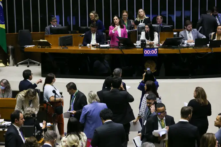 A matéria tinha sido aprovada pela Câmara em agosto, foi enviada para o Senado Federal/Crédito: Lula Marques/ Agência Brasil A matéria tinha sido aprovada pela Câmara em agosto, foi enviada para o Senado Federal/Crédito: Lula Marques/ Agência Brasil
