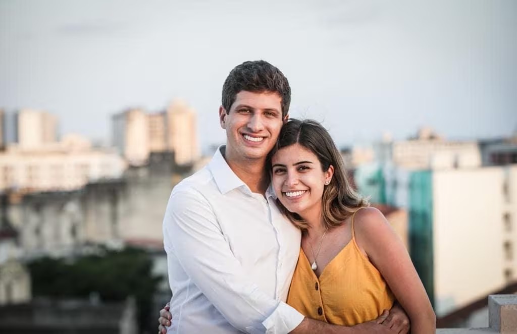 Tabata sofreu tentativa de assalto e João prestou solidariedade/Foto: Reprodução/Redes sociais