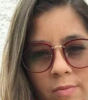 A vítima, identificada preliminarmente como Dara Bezerra, foi morta a tiros, no bairro de Candeias, em Jaboatão dos Guararapes, no Grande Recife, no sábado (9)