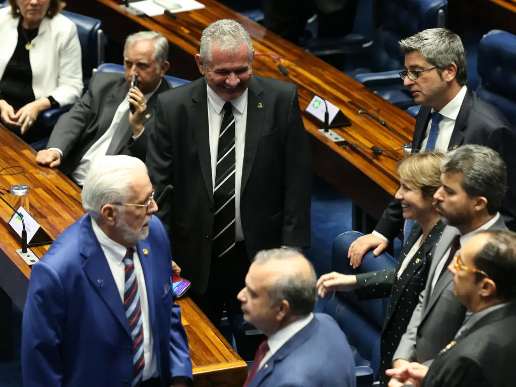 Senado durante sessão plenária que votou o projeto de lei que regulamenta as chamadas bets/foto: Lula Marques/ Agência Brasil Senado durante sessão plenária que votou o projeto de lei que regulamenta as chamadas bets/foto: Lula Marques/ Agência Brasil