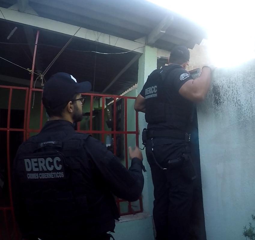 Policiais cumpriram mandados de busca e apreensão/Foto: Polícia Civil/Divulgação Policiais cumpriram mandados de busca e apreensão/Foto: Polícia Civil/Divulgação