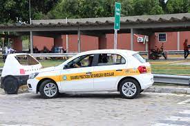 Testes práticos de motorista têm novas mil vagas para o Recife/Foto: Arquivo/DP Testes práticos de motorista têm novas mil vagas para o Recife/Foto: Arquivo/DP