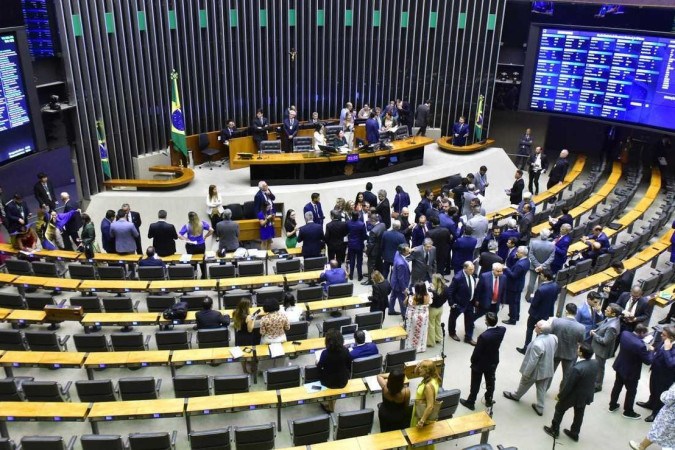 Texto-base ainda precisa passar pelo plenário do Congresso Nacional/crédito: Zeca Ribeiro Texto-base ainda precisa passar pelo plenário do Congresso Nacional/crédito: Zeca Ribeiro