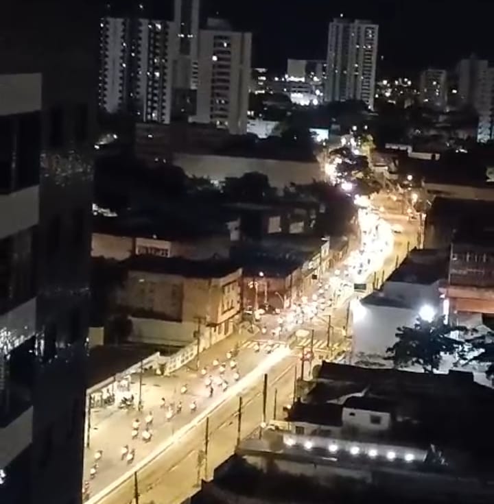 Mociclistas fizeram barulho em avenidas do Recife/Foto: Redes Sociais Mociclistas fizeram barulho em avenidas do Recife/Foto: Redes Sociais