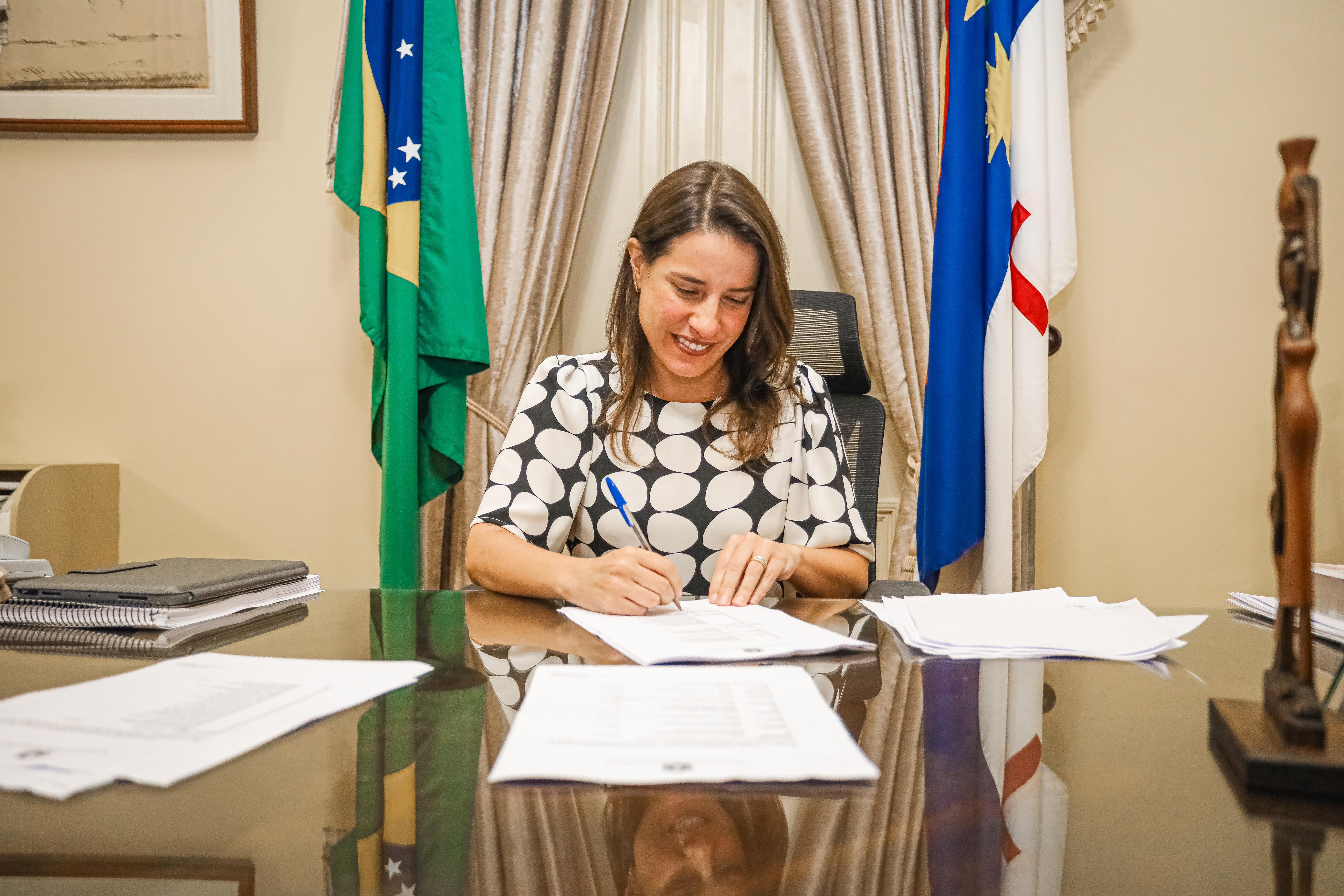 A nomeação, assinada pela governadora Raquel Lyra, foi publicada na edição do Diario Oficial do Estado deste sábado (30)/Foto: Janaína Pepeu/Secom A nomeação, assinada pela governadora Raquel Lyra, foi publicada na edição do Diario Oficial do Estado deste sábado (30)/Foto: Janaína Pepeu/Secom