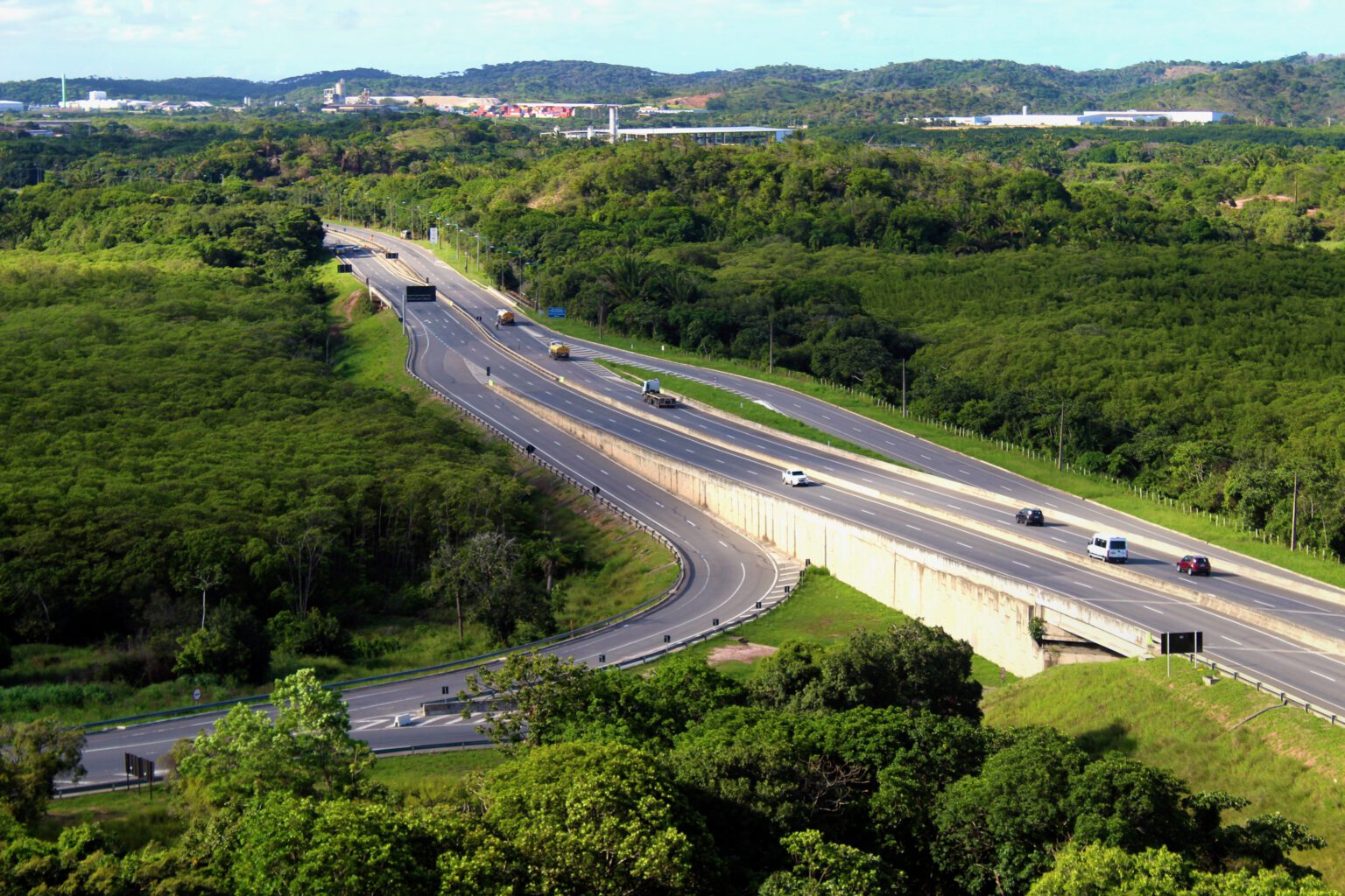 Cerca de 20 mil veículos circulam pela Rota do Atlântico/Foto: Divulgação Cerca de 20 mil veículos circulam pela Rota do Atlântico/Foto: Divulgação