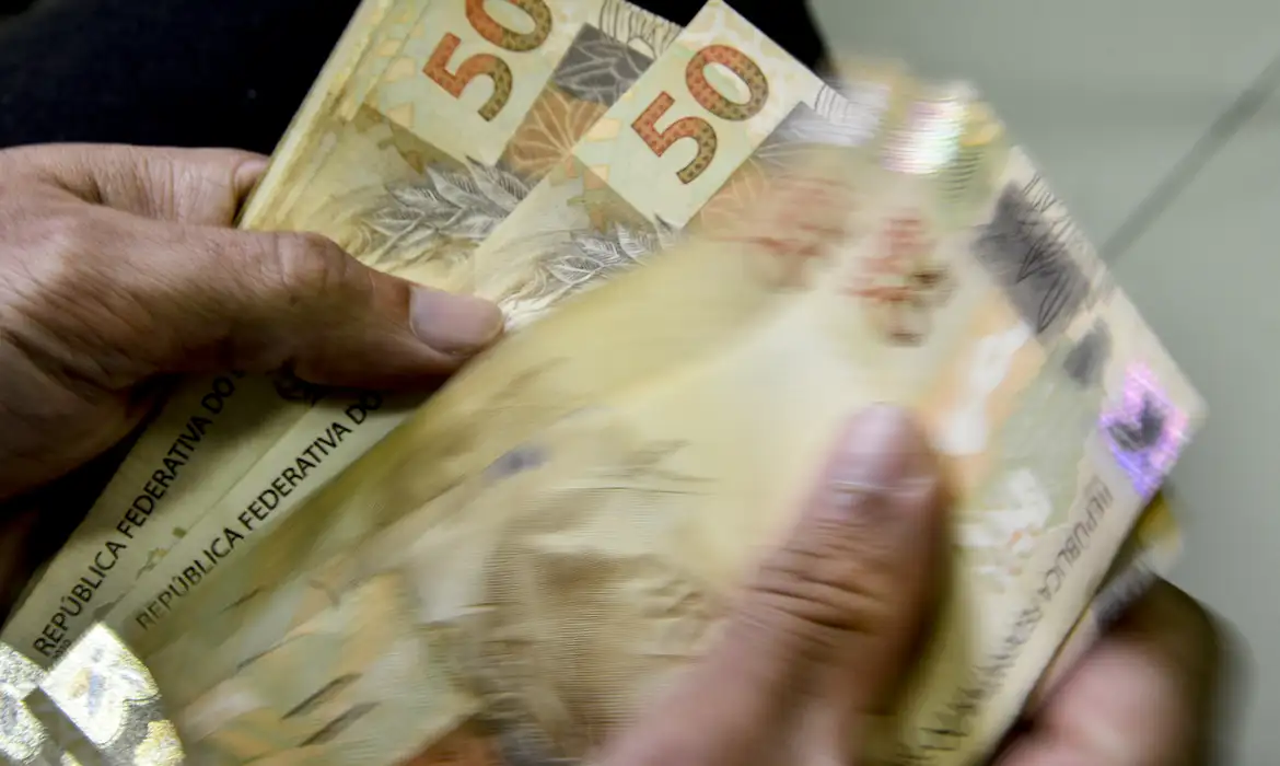 Apenas débitos de até R$ 45 milhões poderão ser refinanciados/Crédito: Marcello Casal Jr / Agência Brasil / Arquivo Apenas débitos de até R$ 45 milhões poderão ser refinanciados/Crédito: Marcello Casal Jr / Agência Brasil / Arquivo