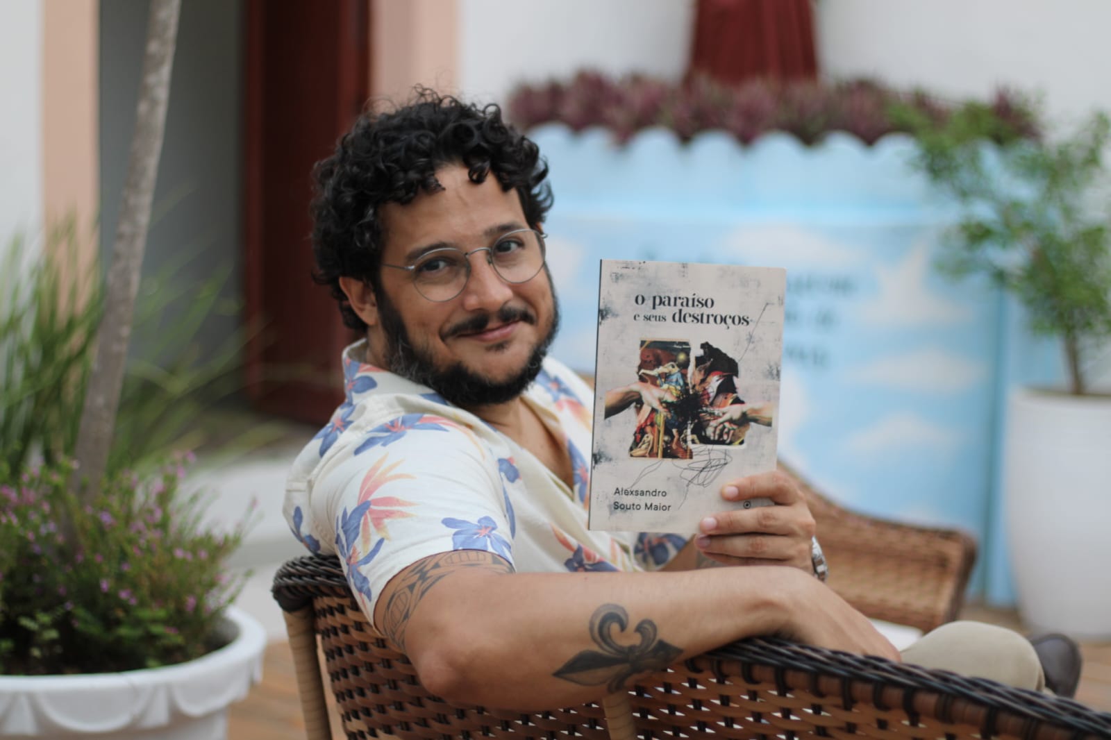 Alexsandro &eacute; autor de obras de poesia, fic&ccedil;&atilde;o e teatro/Augusto Pessoa