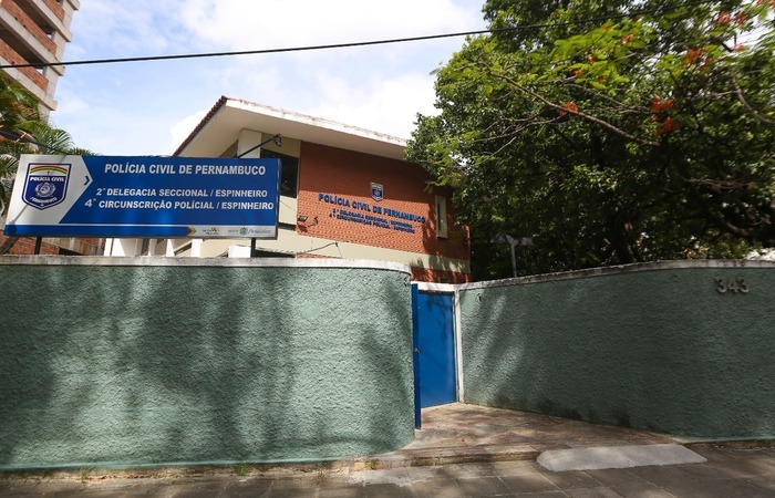 Delegacia do espinheiro, no Recife, registrou o caso/Foto: Arquivo