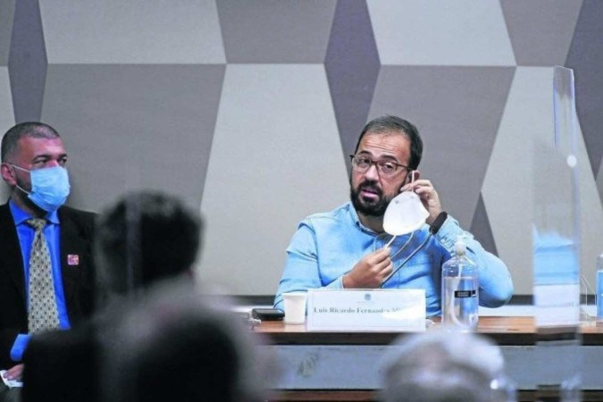 Diretor de Importações do Ministério da Saúde na época da pandemia, Luiz Ricardo Miranda reafirmou, na CPMI da Covid, em 2021, as denúncias contra a Precisa/foto: Edilson Rodrigues Diretor de Importações do Ministério da Saúde na época da pandemia, Luiz Ricardo Miranda reafirmou, na CPMI da Covid, em 2021, as denúncias contra a Precisa/foto: Edilson Rodrigues