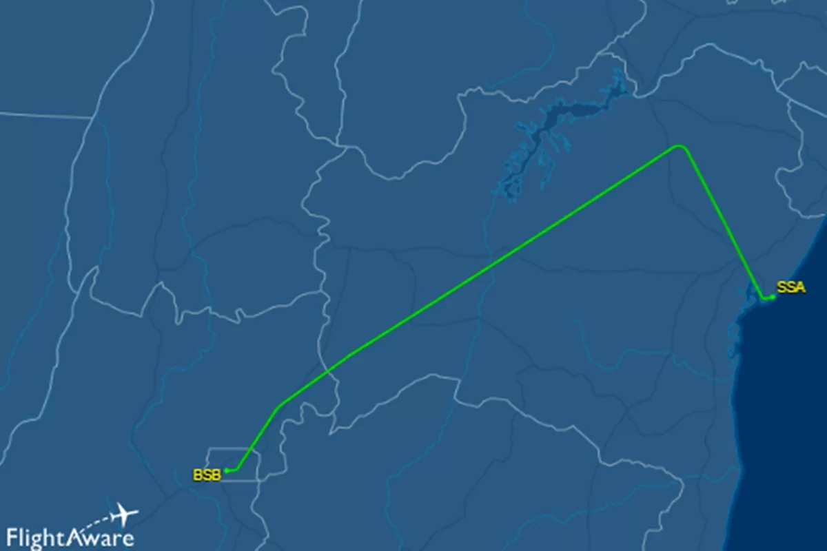 Segundo a companhia, o voo pousou em completa segurança/Crédito: Reprodução / FlightAware Segundo a companhia, o voo pousou em completa segurança/Crédito: Reprodução / FlightAware