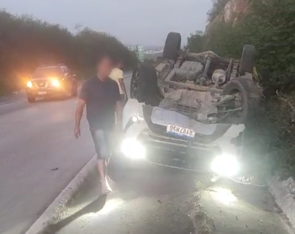 Uma pesquisa revelou que, em Pernambuco, a rodovia federal que mais causa mortes por sinistros de trânsito é a BR-232/Foto: Divulgação/PRF Uma pesquisa revelou que, em Pernambuco, a rodovia federal que mais causa mortes por sinistros de trânsito é a BR-232/Foto: Divulgação/PRF