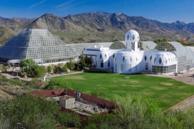 Prédio do experimento pertence hoje à Universidade do Arizona e serve como centro de pesquisas sobre ecossistemas da Terra/foto: Reprodução/Universidade do Arizona Prédio do experimento pertence hoje à Universidade do Arizona e serve como centro de pesquisas sobre ecossistemas da Terra/foto: Reprodução/Universidade do Arizona