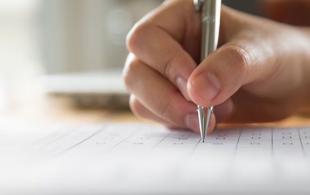 A taxa de inscrição é de R$ 60, para nível médio, e R$ 90, para nível superior/foto: Freepik A taxa de inscrição é de R$ 60, para nível médio, e R$ 90, para nível superior/foto: Freepik
