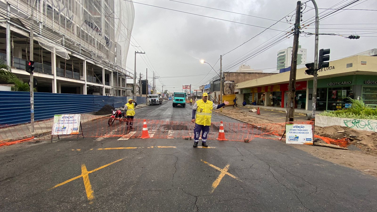 Trecho da Avenida Getúlio Vargas foi interditado/Foto: Prefeitura de Olinda Trecho da Avenida Getúlio Vargas foi interditado/Foto: Prefeitura de Olinda