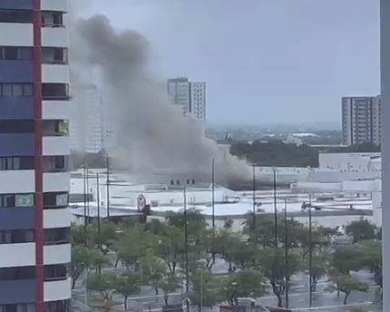 Princípio de incêndio foi registrado nesta quinta (25)/Reprodução de vídeo