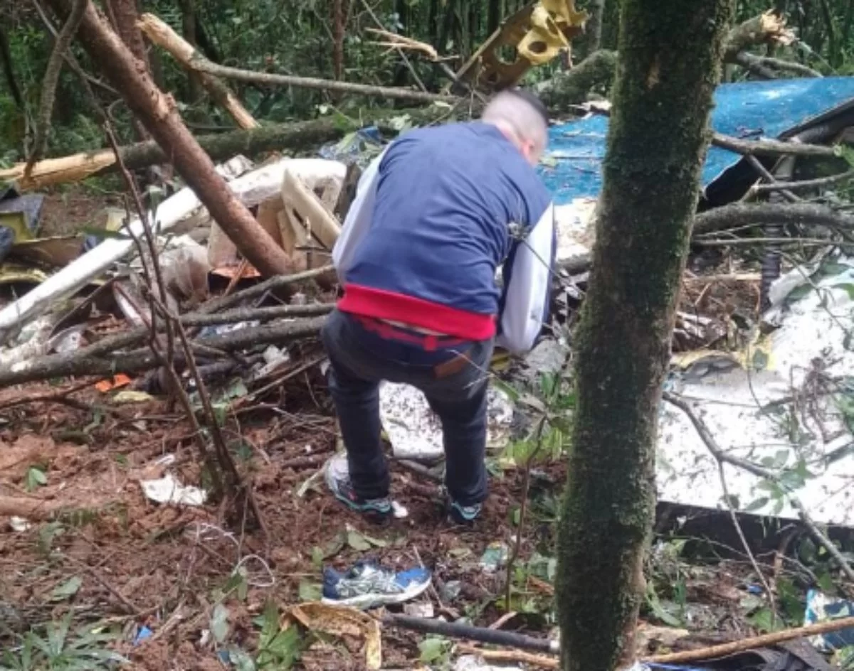 Acidente aconteceu por volta das 10h/foto: Reprodução