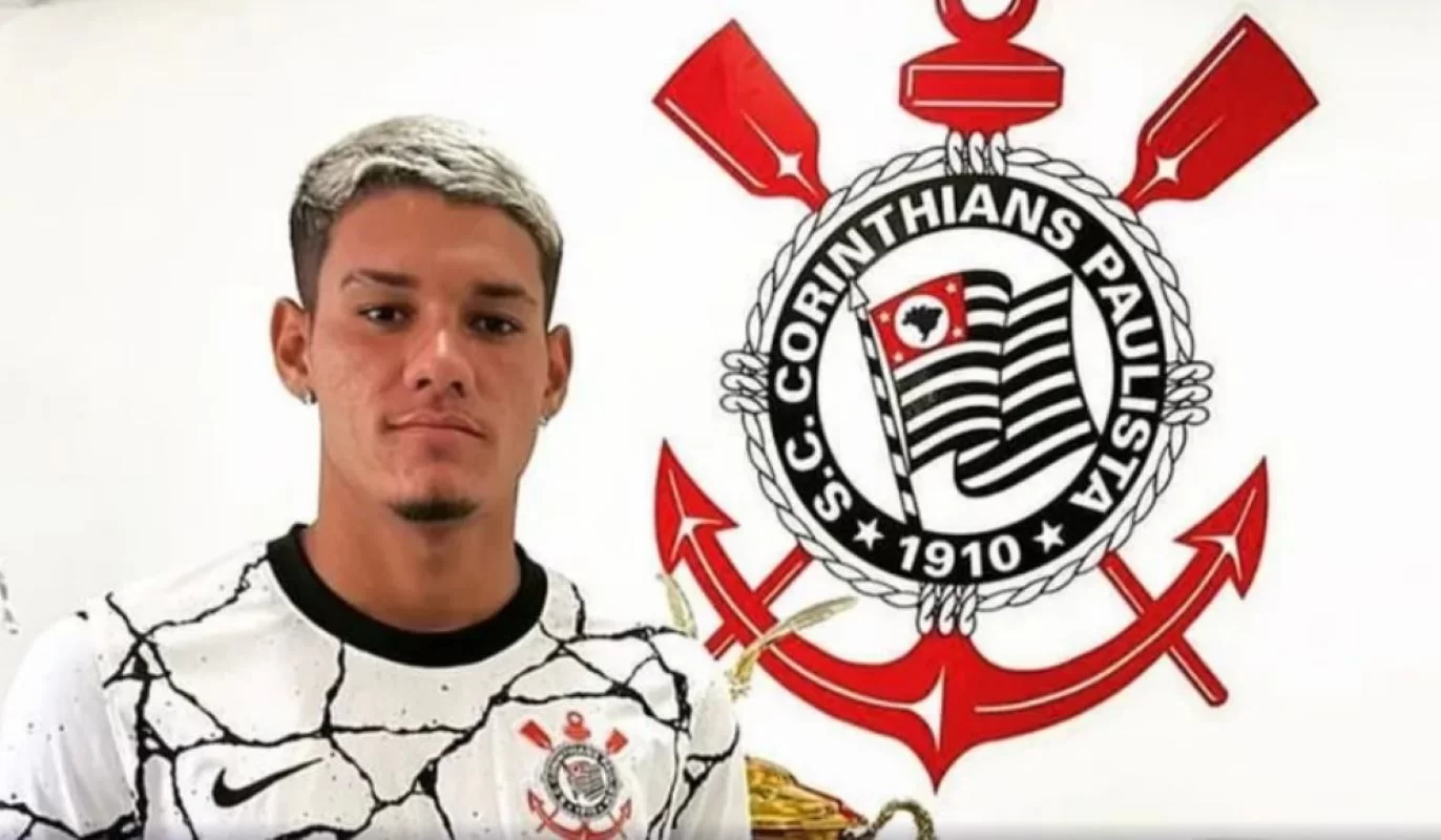 Dimas é jogador da base do Corinthians e tem 18 anos de idade/Crédito: Divulgação / Corinthians Dimas é jogador da base do Corinthians e tem 18 anos de idade/Crédito: Divulgação / Corinthians
