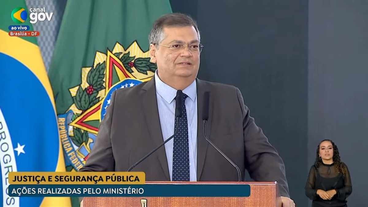 Flávio Dino se despede do Ministério da Justiça nesta quarta-feira (31)/foto: Reprodução/YouTube Flávio Dino se despede do Ministério da Justiça nesta quarta-feira (31)/foto: Reprodução/YouTube