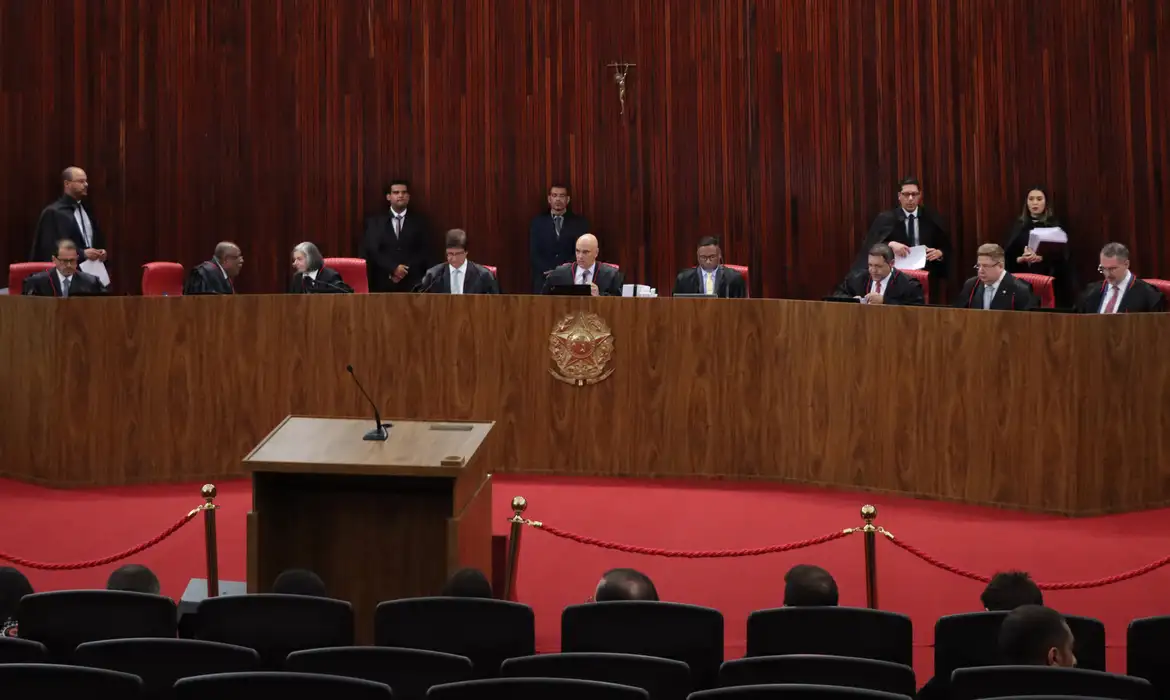 Lista foi aprovada pelo TSE na noite desta quinta-feira (1º)/foto: Valter Campanato/Agência Brasil Lista foi aprovada pelo TSE na noite desta quinta-feira (1º)/foto: Valter Campanato/Agência Brasil