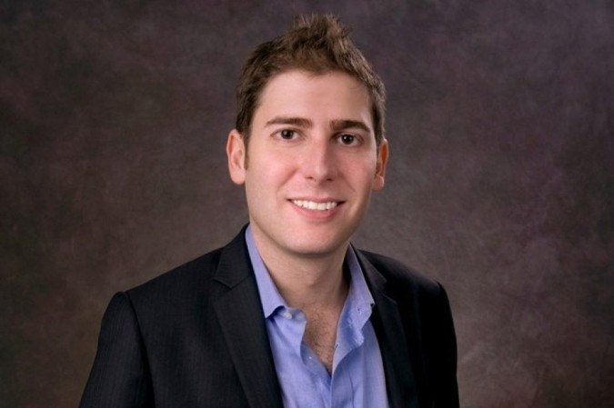Eduardo Saverin, um dos cinco cofundadores do Facebook, juntamente com Mark Zuckerberg, Dustin Moskovitz, Chris Hughes e Andrew McCollum/foto: Reprodução/Facebook Eduardo Saverin, um dos cinco cofundadores do Facebook, juntamente com Mark Zuckerberg, Dustin Moskovitz, Chris Hughes e Andrew McCollum/foto: Reprodução/Facebook