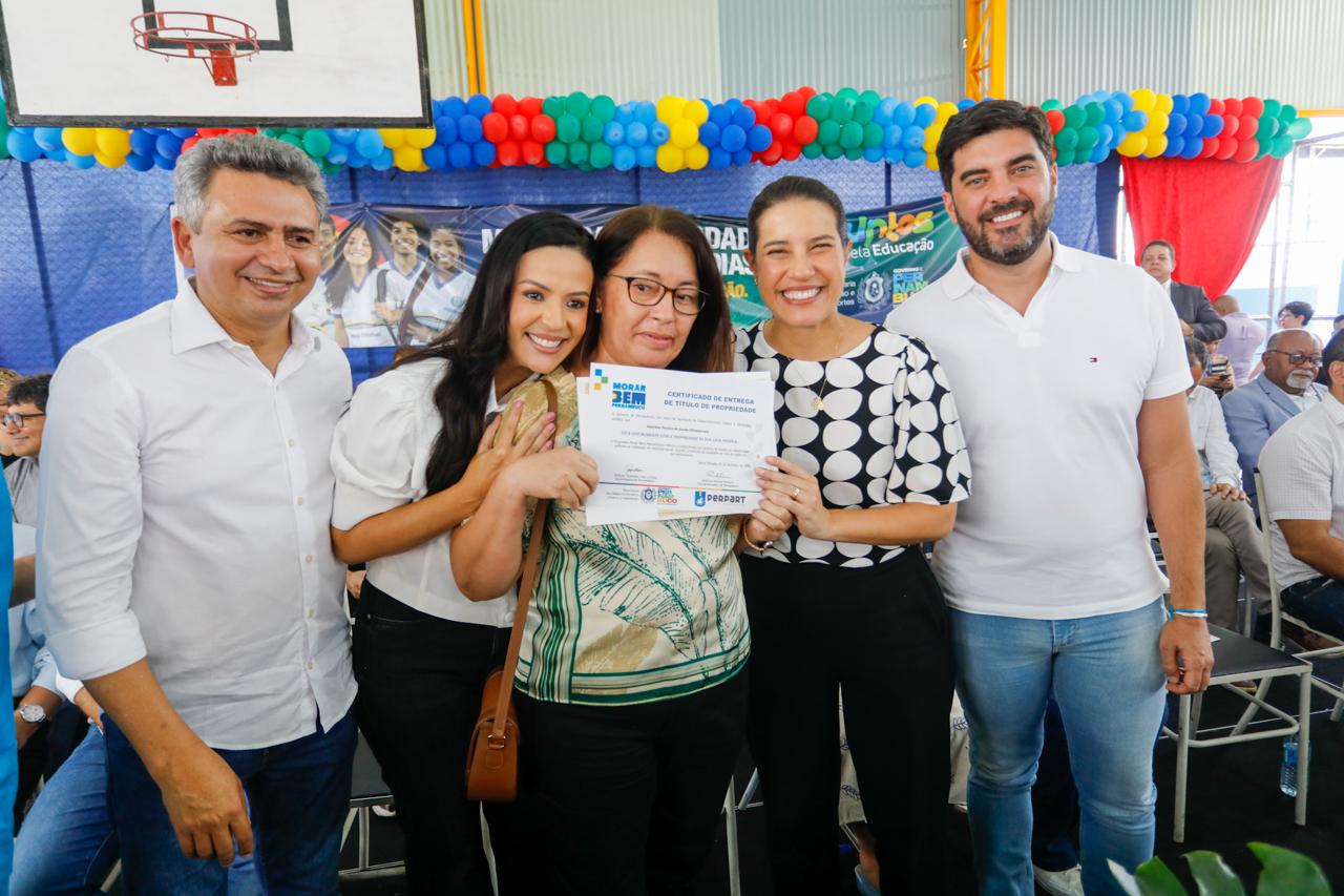 A regularização dos imóveis foi feita no núcleo urbano Parque Residencial Serra Talhada/Foto: Miva Filho/Secom A regularização dos imóveis foi feita no núcleo urbano Parque Residencial Serra Talhada/Foto: Miva Filho/Secom