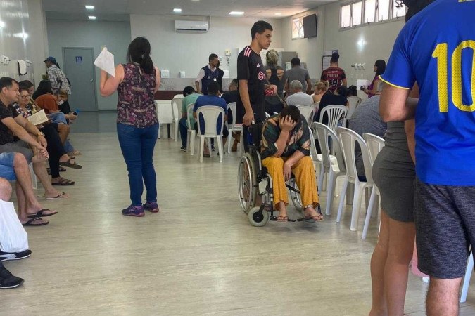 Maria Fausta chegou ao Hospital de Campanha com fortes dores. Não conseguia sequer andar. ''Não consigo descrever. Dá desespero'', disse/Ccrédito: Fotos: Giulia Luchetta Maria Fausta chegou ao Hospital de Campanha com fortes dores. Não conseguia sequer andar. ''Não consigo descrever. Dá desespero'', disse/Ccrédito: Fotos: Giulia Luchetta