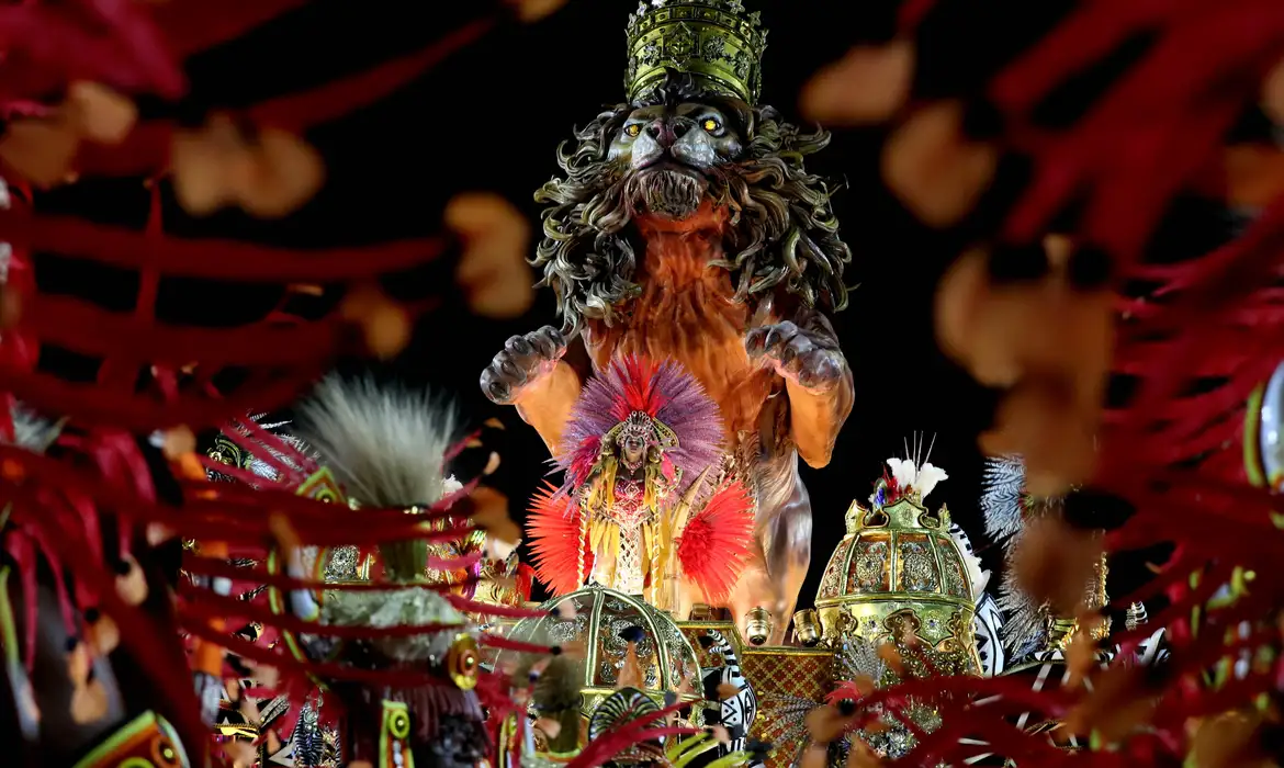 Divulgação das notas começa às 15h45, na Cidade do Samba/Foto: Tânia Rêgo/Agência Brasil Divulgação das notas começa às 15h45, na Cidade do Samba/Foto: Tânia Rêgo/Agência Brasil