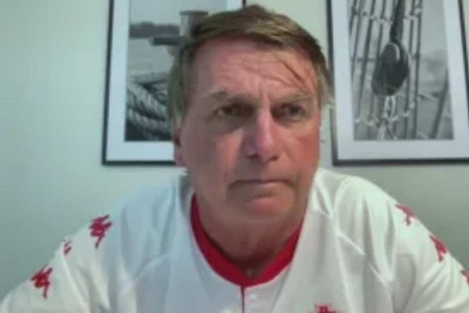 Transferência financeira feita por Bolsonaro foi realizada no dia 27 de dezembro para um banco conta/Crédito: Reprodução/CNN