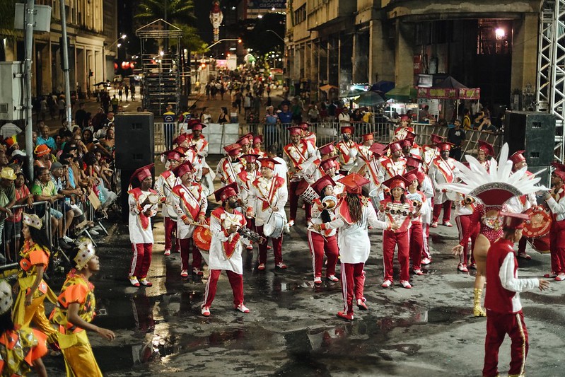 Escolas de samba do Recife desfilaram no Centro/Foto: Prefeitura do Recife/divulgação Escolas de samba do Recife desfilaram no Centro/Foto: Prefeitura do Recife/divulgação