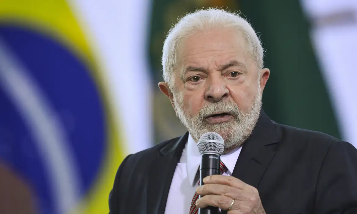 Lula destacou a rápida decisão tomada pelo ministro da Justiça e da Segurança Pública, Ricardo Lewandowski, para instaurar uma sindicância sobre o caso/Foto: Marcelo Camargo/Agência Brasil Lula destacou a rápida decisão tomada pelo ministro da Justiça e da Segurança Pública, Ricardo Lewandowski, para instaurar uma sindicância sobre o caso/Foto: Marcelo Camargo/Agência Brasil