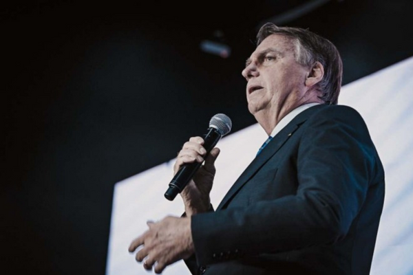 Bolsonaro sinalizou que deve ficar em silêncio em depoimento à PF, que investiga plano golpista/crédito: Zack Stencil/PL Bolsonaro sinalizou que deve ficar em silêncio em depoimento à PF, que investiga plano golpista/crédito: Zack Stencil/PL