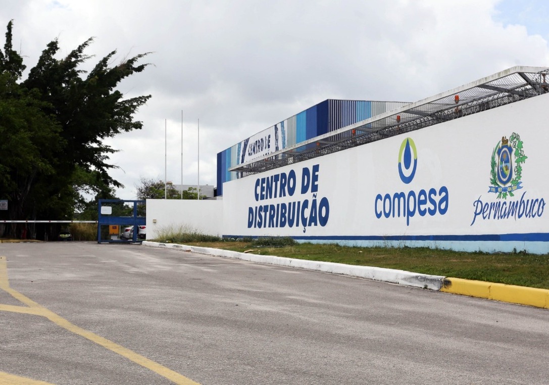 A operação da polícia revelou que os envolvidos no crime tentavam vender os materiais/Foto: Divulgação/Compesa A operação da polícia revelou que os envolvidos no crime tentavam vender os materiais/Foto: Divulgação/Compesa