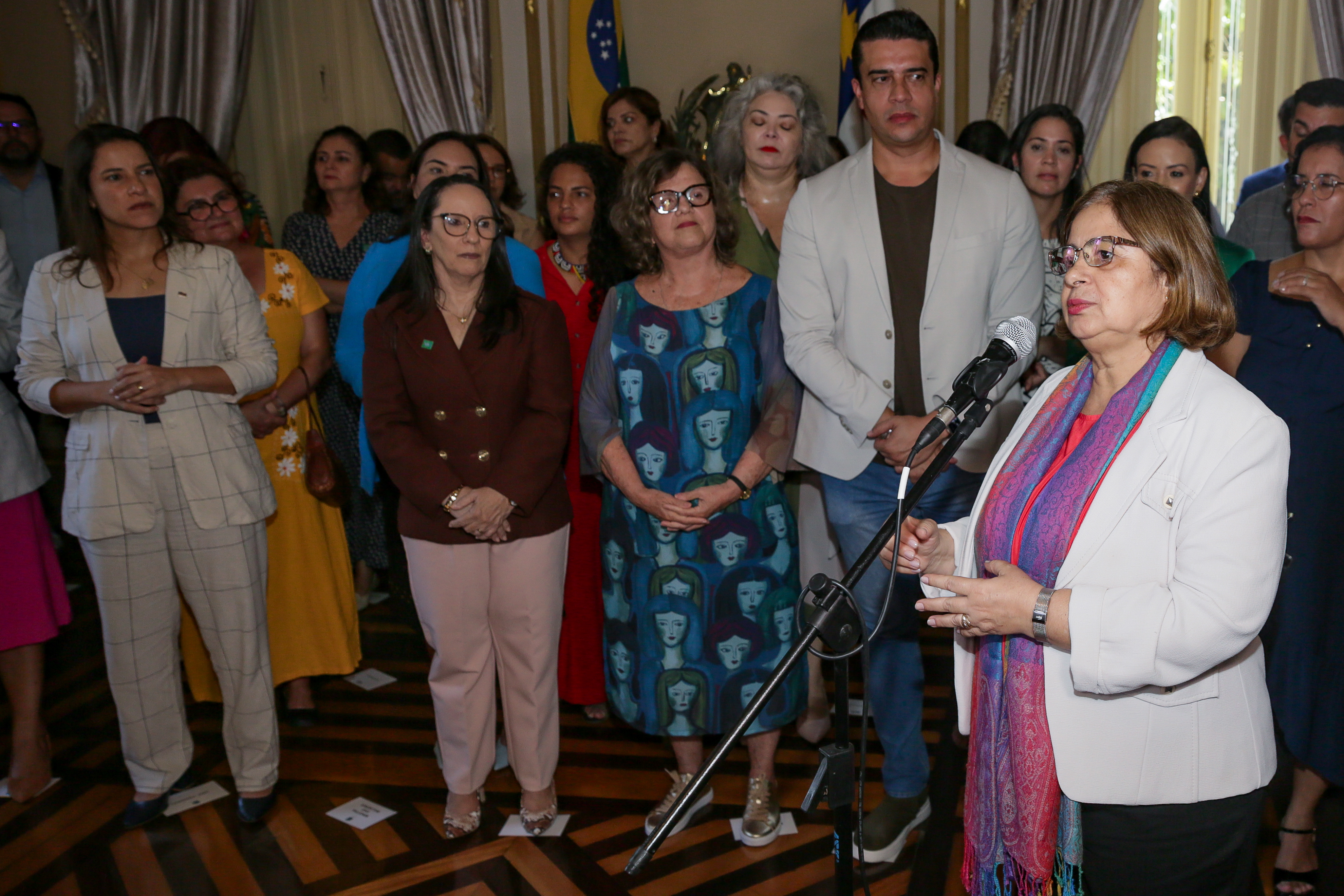 Ministra da Mulher, Cida Gonçalves, falou sobre a construção das três unidades da Casa da Mulher Brasileira em Pernambuco 