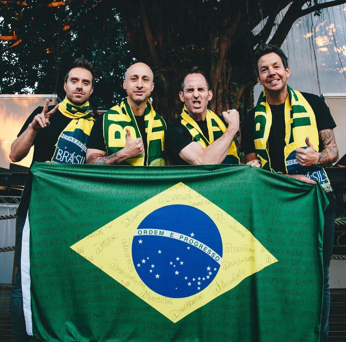 A banda está animada para retornar aos palcos brasileiros após seis anos/Reprodução/Instagram