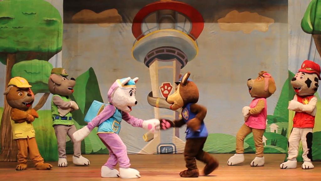Musical conta as aventuras da turma de cachorrinhos liderada pelo menino Ryder/Adriano Soares Musical conta as aventuras da turma de cachorrinhos liderada pelo menino Ryder/Adriano Soares