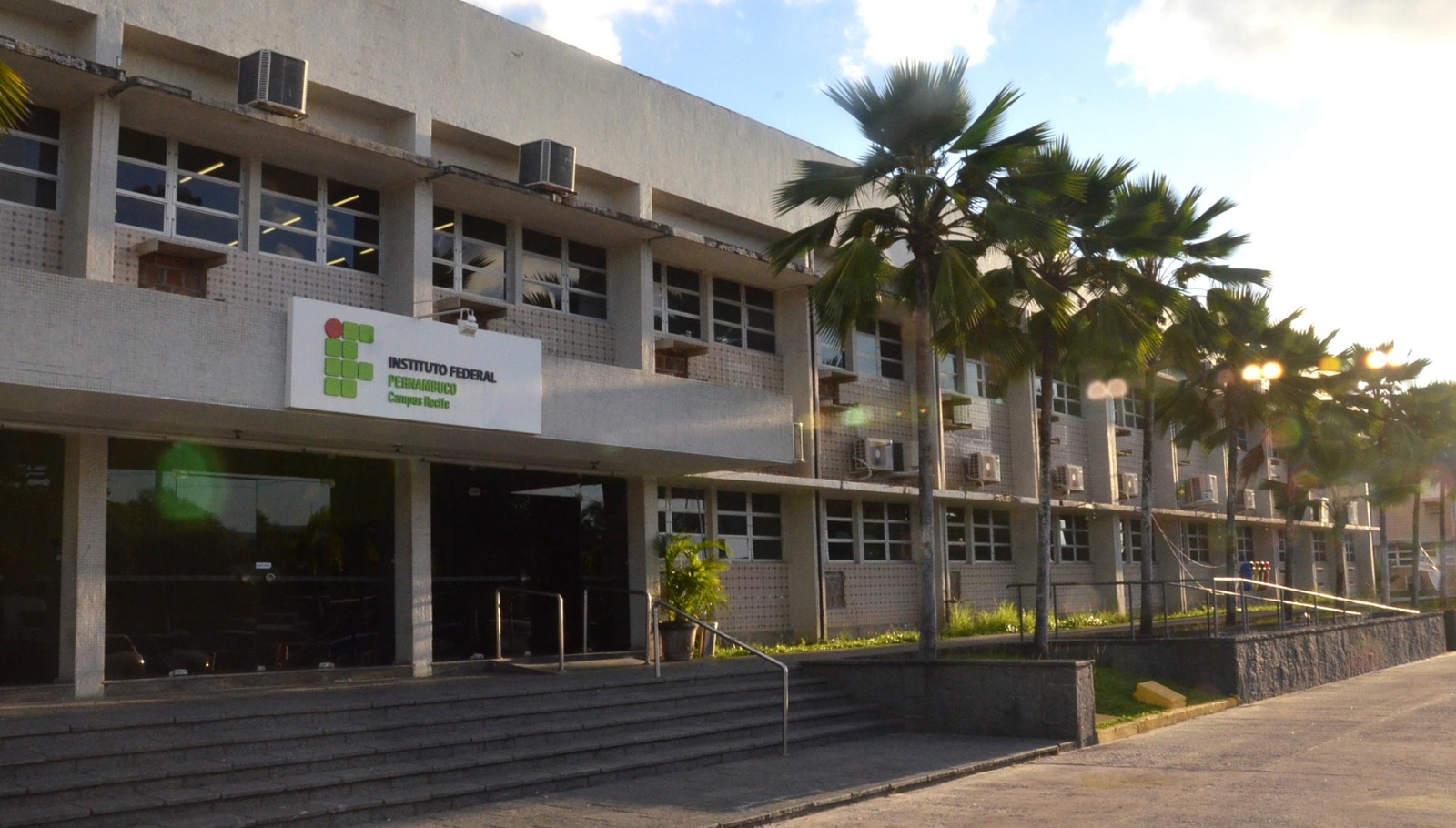 Os estudantes poderão ingressar no primeiro semestre letivo deste ano./Foto: Divulgação/IFPE Os estudantes poderão ingressar no primeiro semestre letivo deste ano./Foto: Divulgação/IFPE