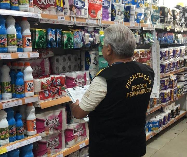 Fiscais estiveram em supermercados em várias  cidades/Foto: Procon Pernambuco/Divulgação
